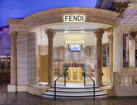 fendi store hours las vegas